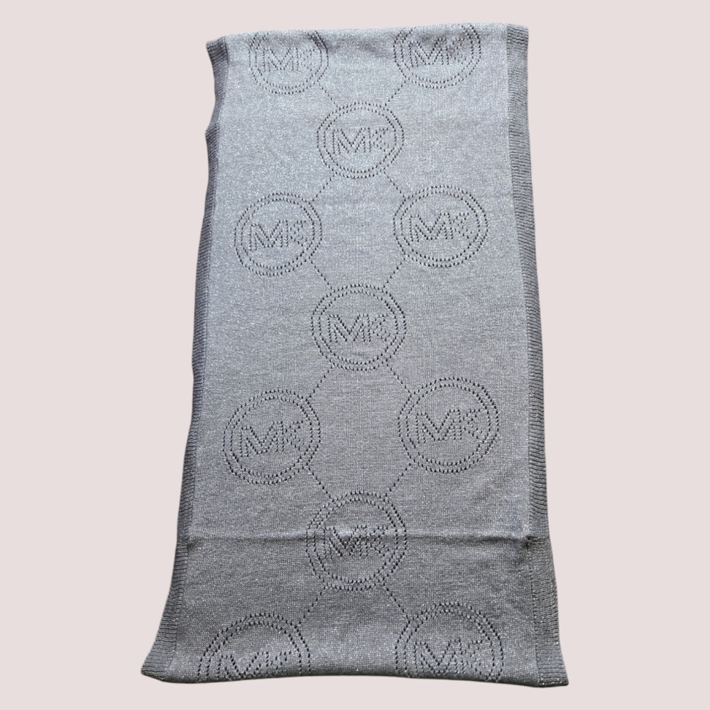 Michael Kors Y2K Infinity Scarf, Gray /Silver Sparkle, Excellent